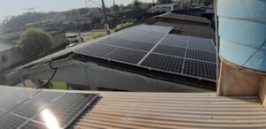 30 painéis, 425W QCELLS Monofásico